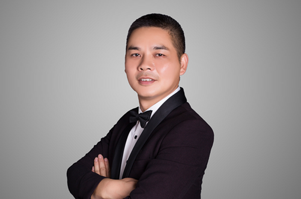 副会长李波先生