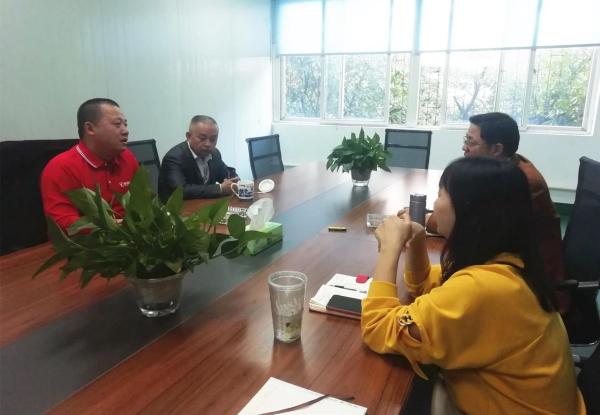 武汉某高新技术公司来我公司考察工作