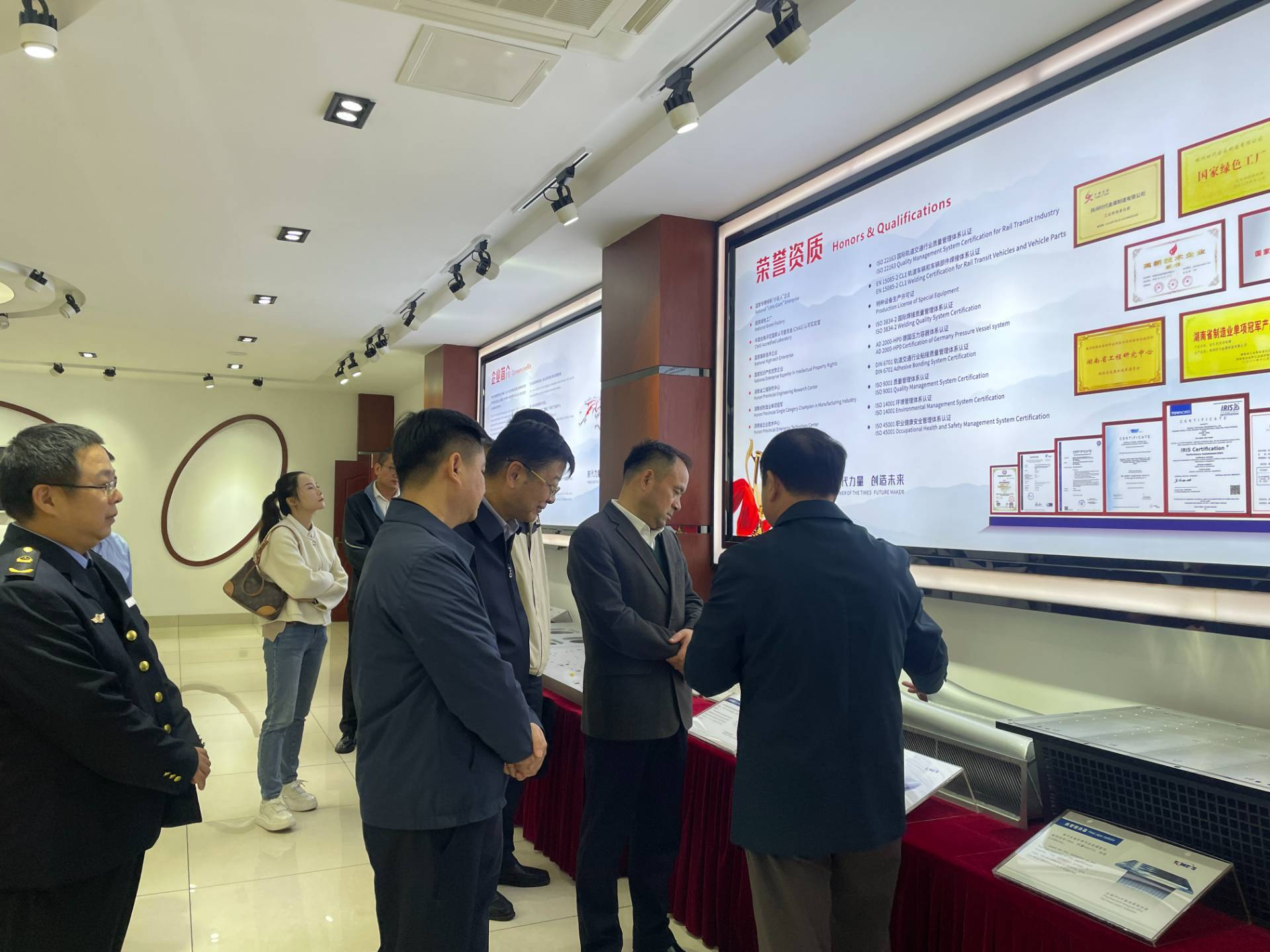 621dde263b4243c32260c75d00baa8