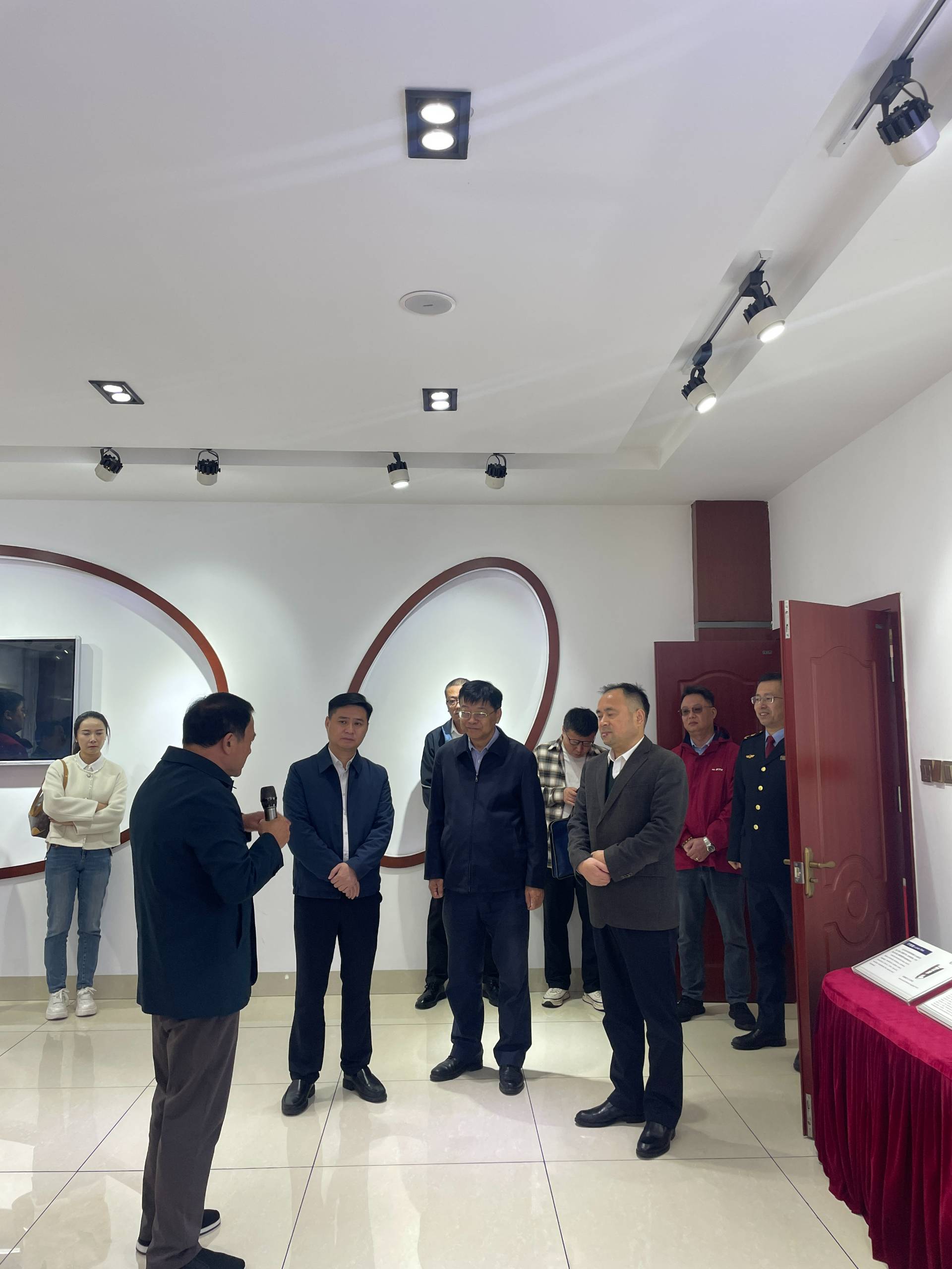 7f281956bb057157bec173d69797d8