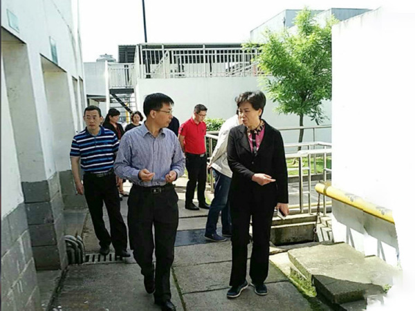 市环保局随同市人大政协领导来我公司钻石污水处理站视察工作