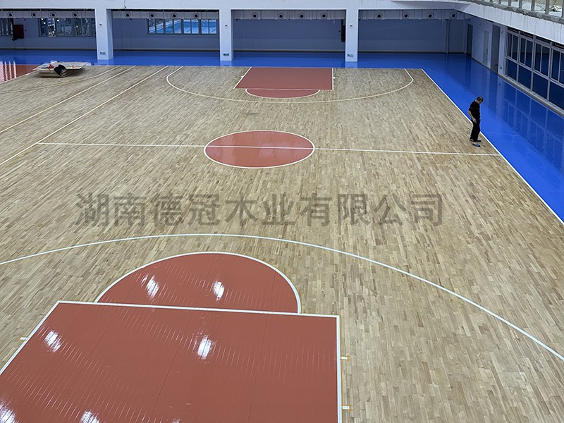 湖南德冠木业有限公司,德冠运动地板,跳跃者运动地板,篮球馆地板,舞台地板