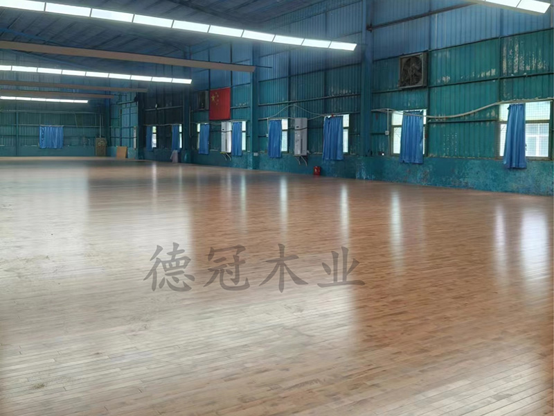 湖南德冠木业有限公司,德冠运动地板,跳跃者运动地板,篮球馆地板,舞台地板