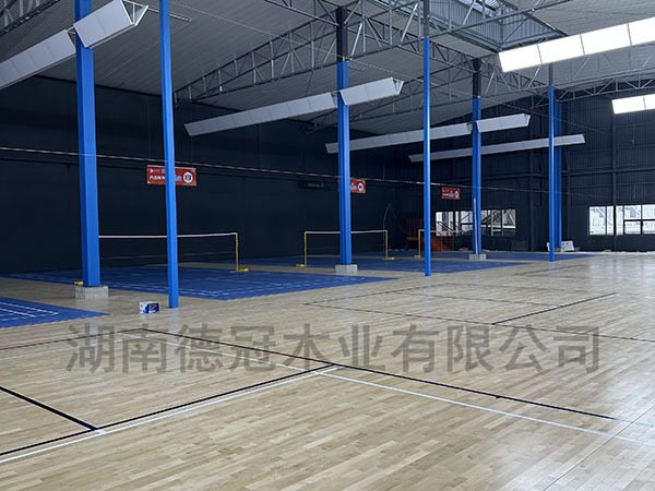 篮球馆木地板