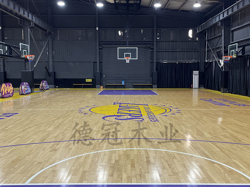 湖南德冠木业有限公司,德冠运动地板,跳跃者运动地板,篮球馆地板,舞台地板