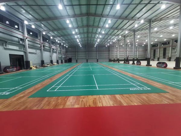 湖南德冠木业有限公司,德冠运动地板,跳跃者运动地板,篮球馆地板,舞台地板