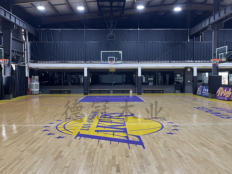 湖南德冠木业有限公司,德冠运动地板,跳跃者运动地板,篮球馆地板,舞台地板