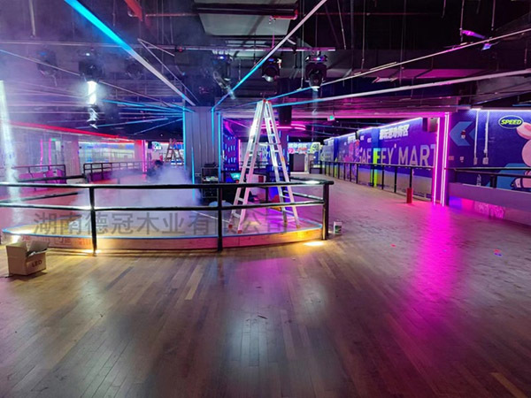 湖南德冠木业有限公司,德冠运动地板,跳跃者运动地板,篮球馆地板,舞台地板