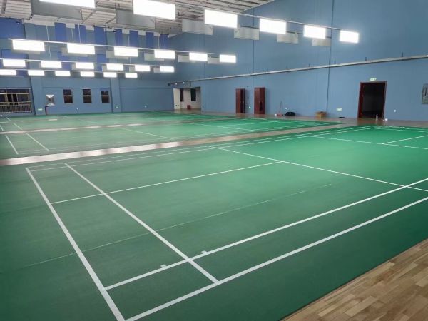 湖南德冠木业有限公司,德冠运动地板,跳跃者运动地板,篮球馆地板,舞台地板