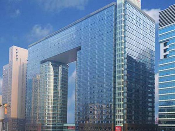 湖南吊篮湖南中天广场幕墙安装