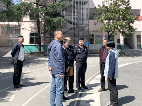 郴州市教育局领导来我校考察工作