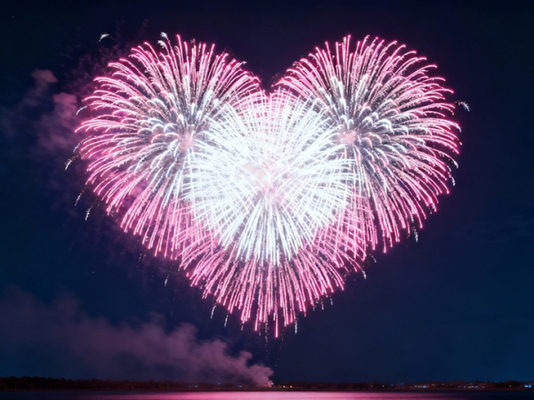 舞台烟花怎么选？信记烟花核心优势分析