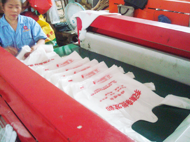 超市購物袋定做什么顏色更吸引眼球 超市購物袋定做什么顏色更吸引眼球