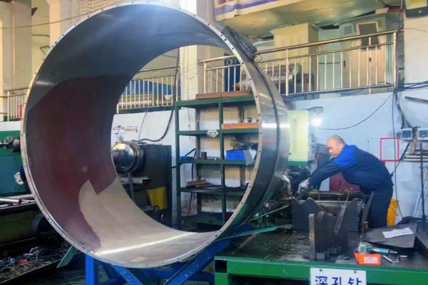 电磁加热辊--深孔钻中