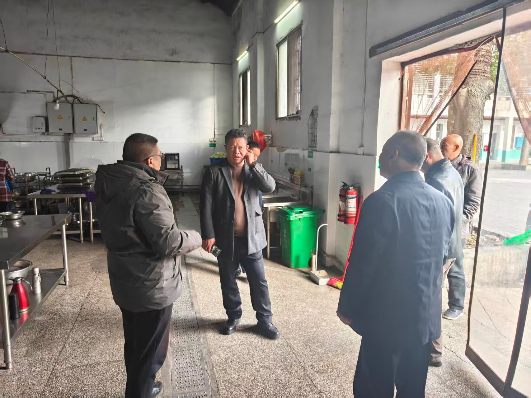 领导来校视察工作1