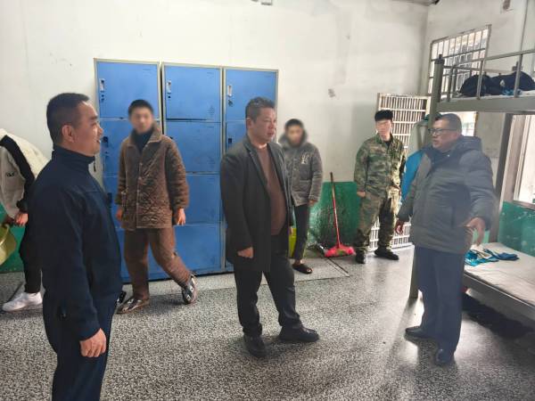 郴州市教育局领导来我校考察工作