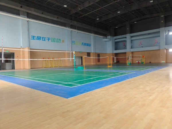 羽毛球馆木地板