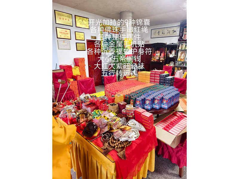 文殊殿求学业功名香