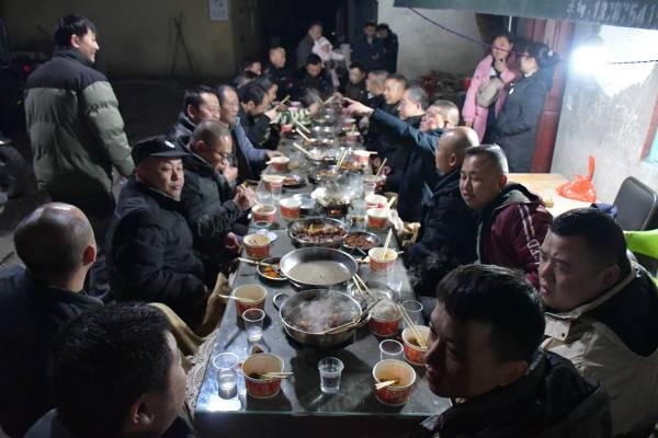 親情聚力  團隊同心