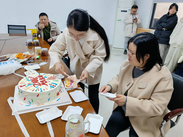 甜蜜开工，笃行致远！2026 年 2 月 24 日，太阳集团122cc官网入口新春开工大吉