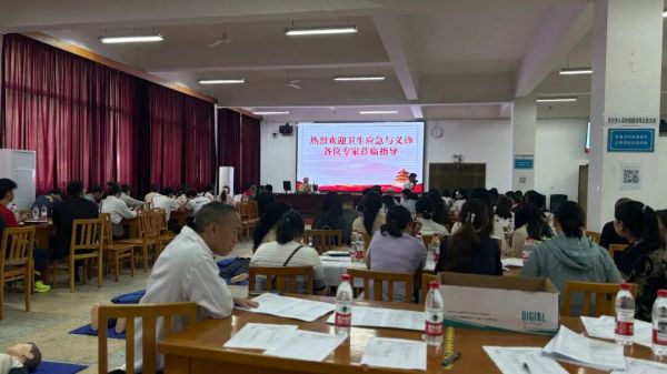 应急科普进校园 守护生命伴成长——岳阳广济医院积极参与全市卫生应急知识进学校大型宣传义诊活动！