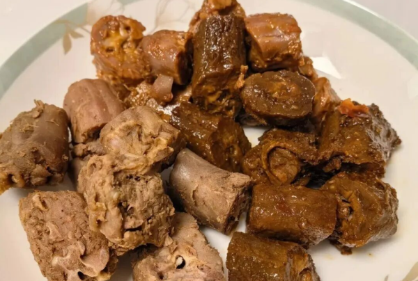 【谣言终结站】吃鸭脖会得淋巴癌？