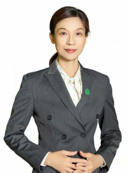 何盈莹