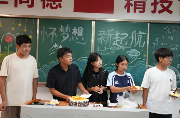 青春初遇，甜满校园｜2026级新生入学教育趣味活动集锦