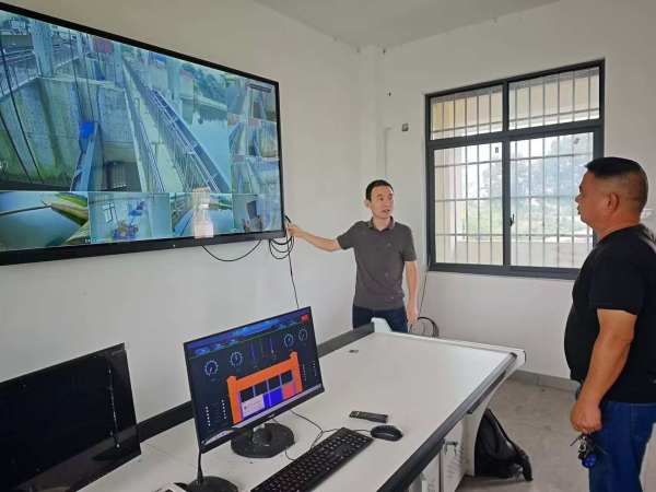 公司承接的湘潭县烈雁金河水闸除险加固LCU屏及雨情雨量大坝渗压信息化系统